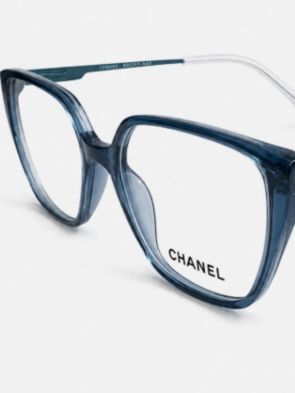 Chanel Wide, Angular Cat-eye Blue Frame (Authentic) 52,17,143